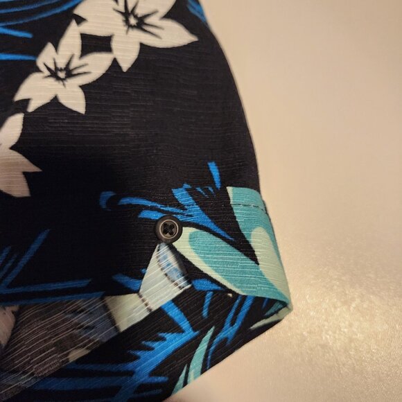 Cubavera Hawaiian Shirt Button Up Floral Rayon Black Blue Mens Medium NEW NWOT - Picture 6 of 12